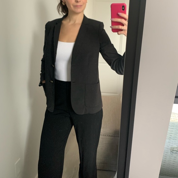 Aritzia Talula charcoal classic 59% wool fitted blazer - Picture 2 of 7